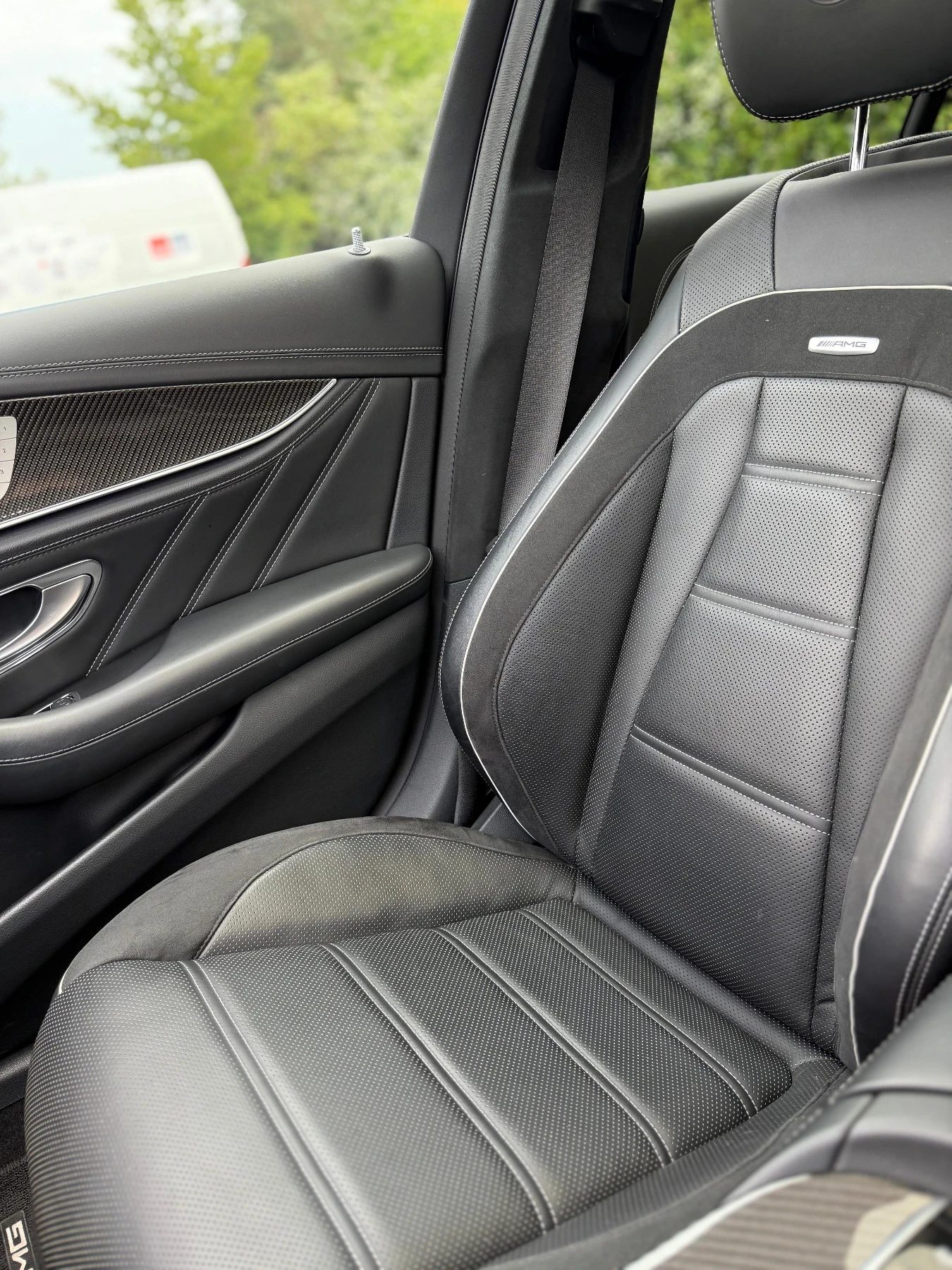 Mercedes-Benz E 63 AMG S | Mobile.bg   12