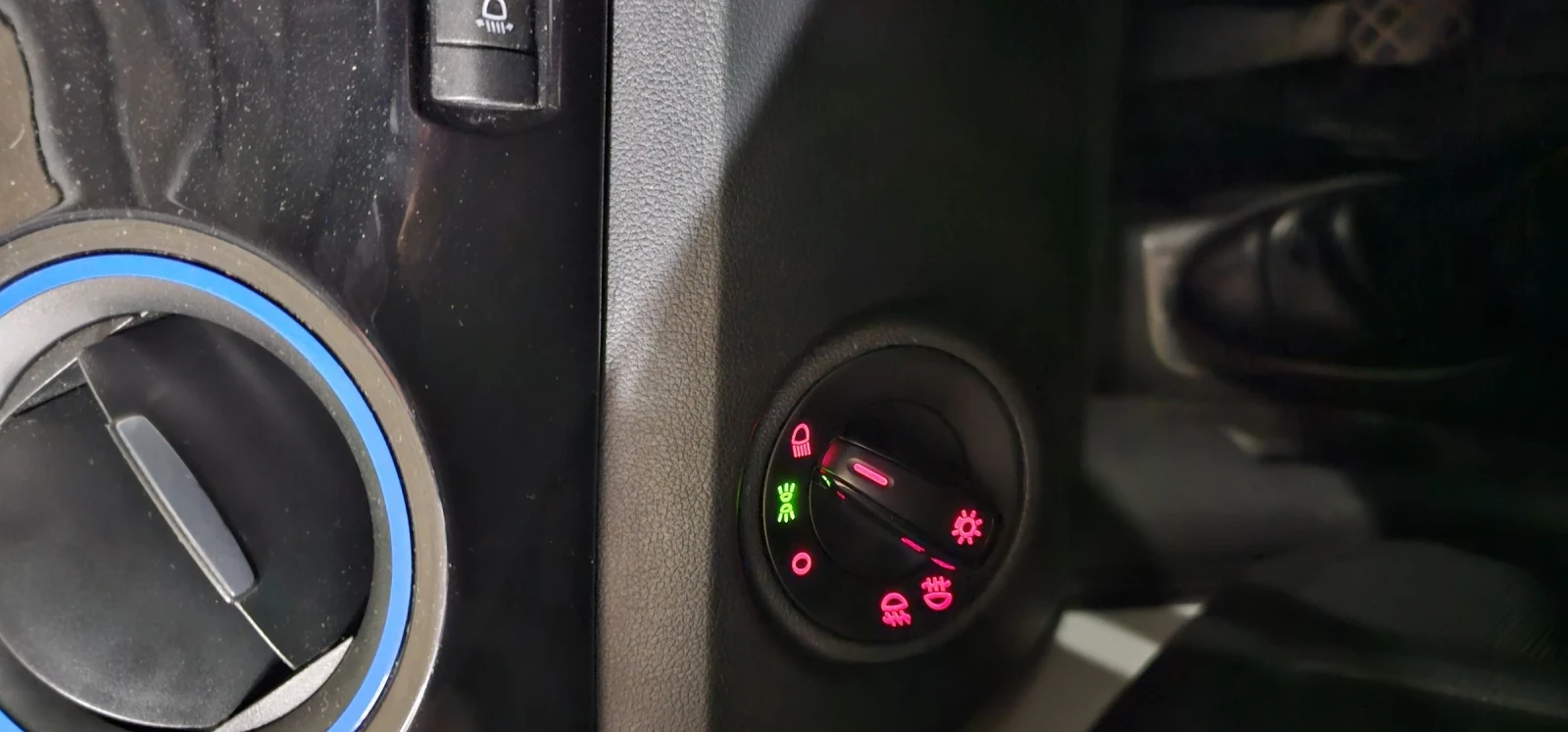 VW Up Cup 1.0 Еко 4 - изображение 6