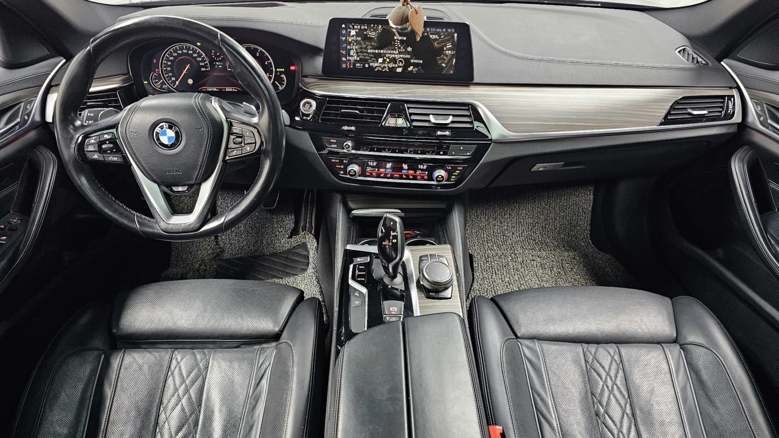 BMW 520 d M sport - изображение 6