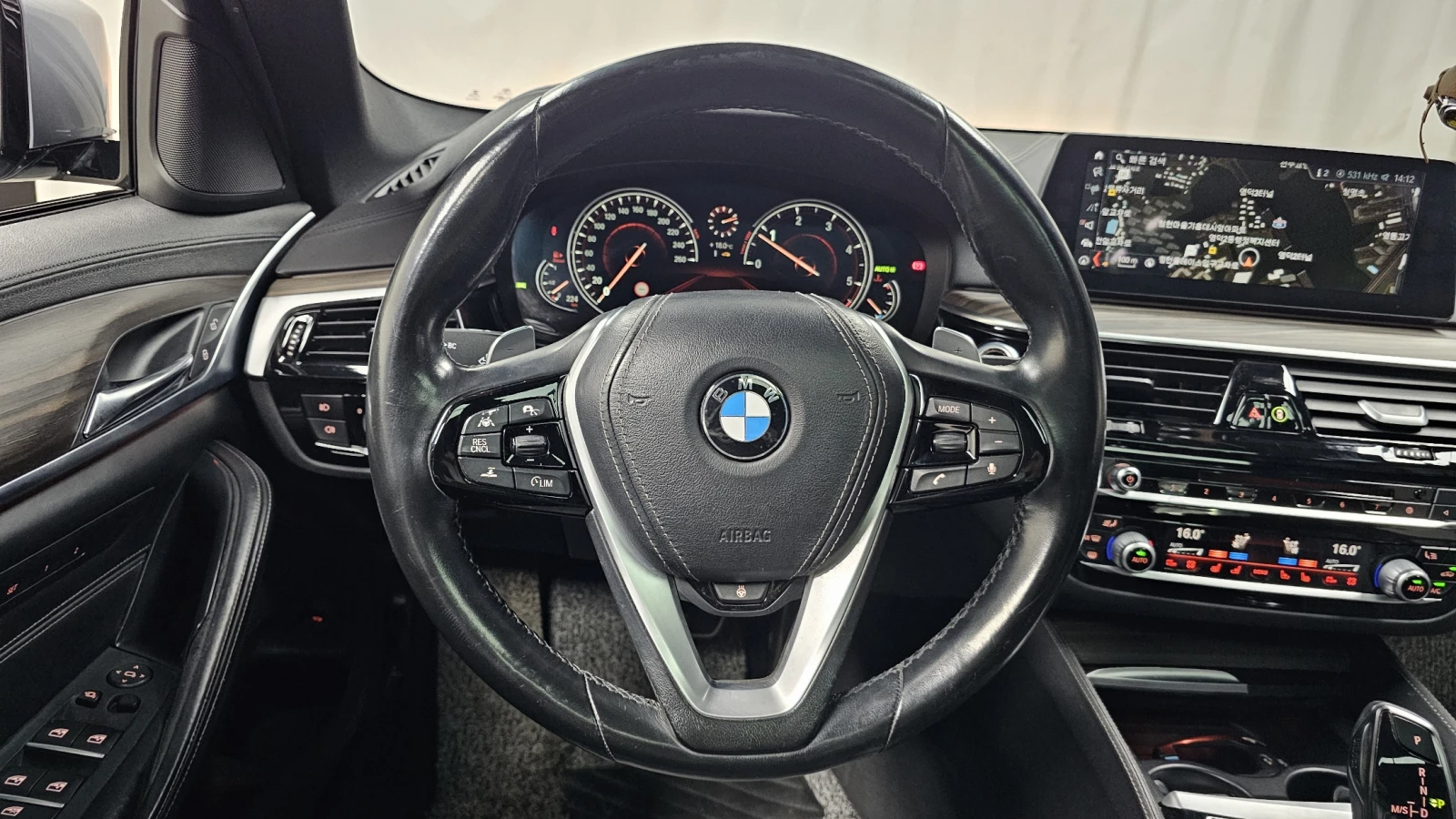 BMW 520 d M sport | Mobile.bg   11