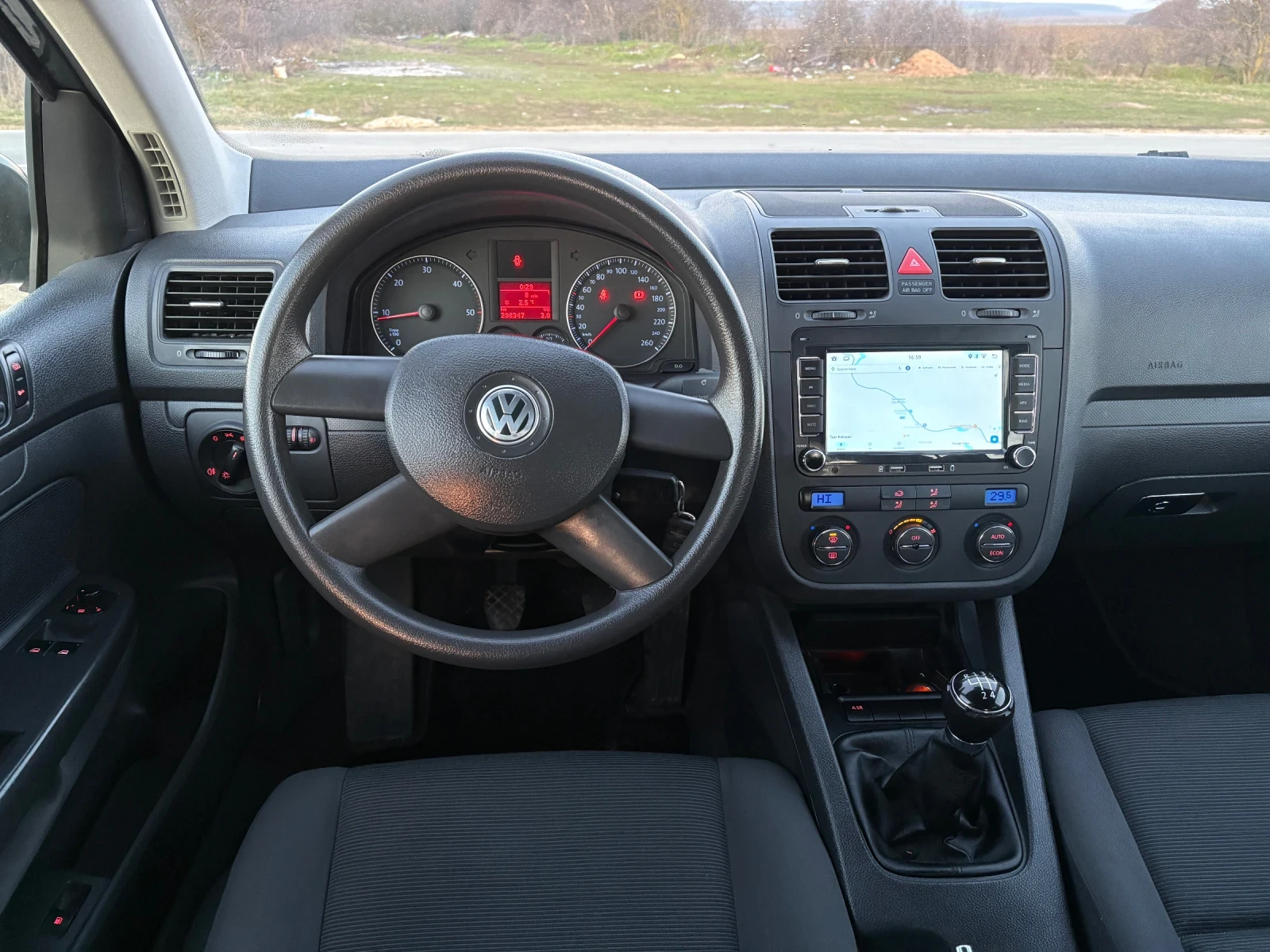 VW Golf 5 1.9TDI 105КС, снимка 12 - Автомобили и джипове - 53802255