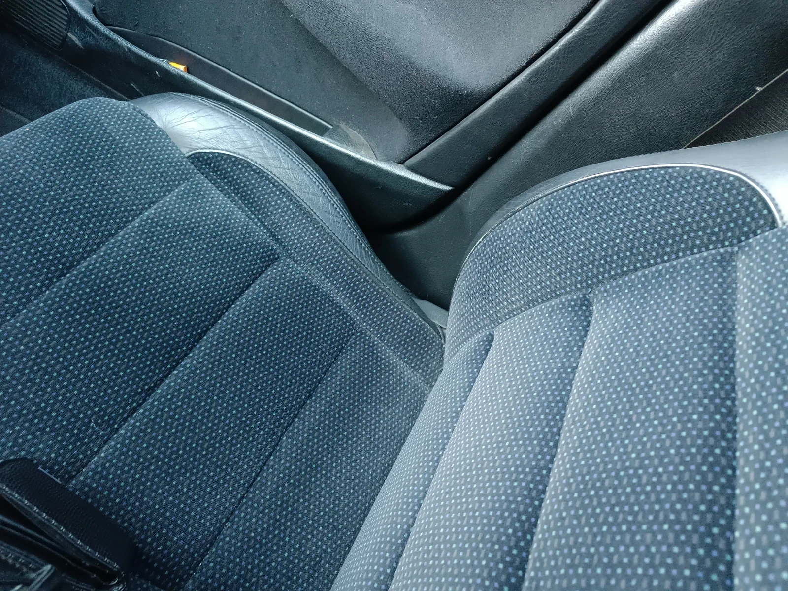 Honda Civic Комби, снимка 2 - Автомобили и джипове - 53890049