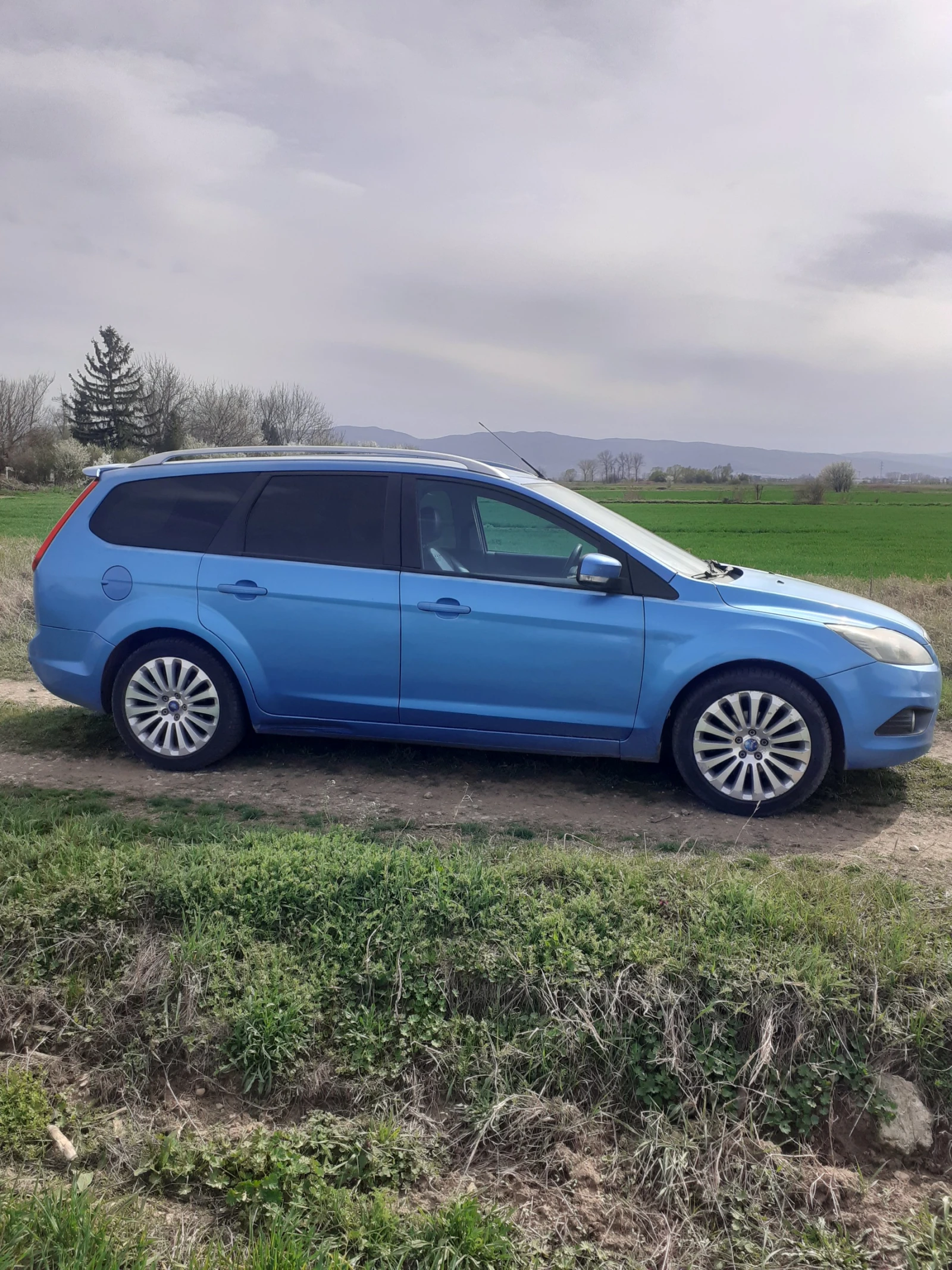 Ford Focus 1.6d, снимка 2 - Автомобили и джипове - 54139211