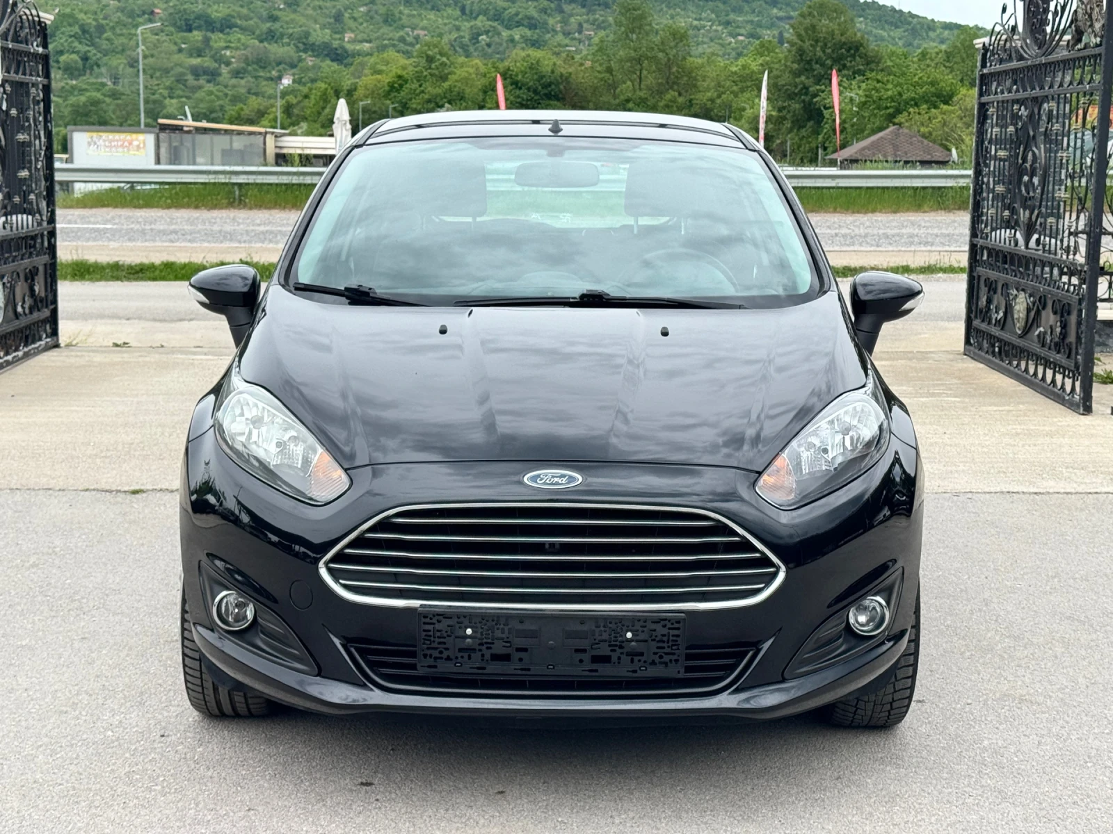 Ford Fiesta 1.5TDCI , снимка 2 - Автомобили и джипове - 54481035
