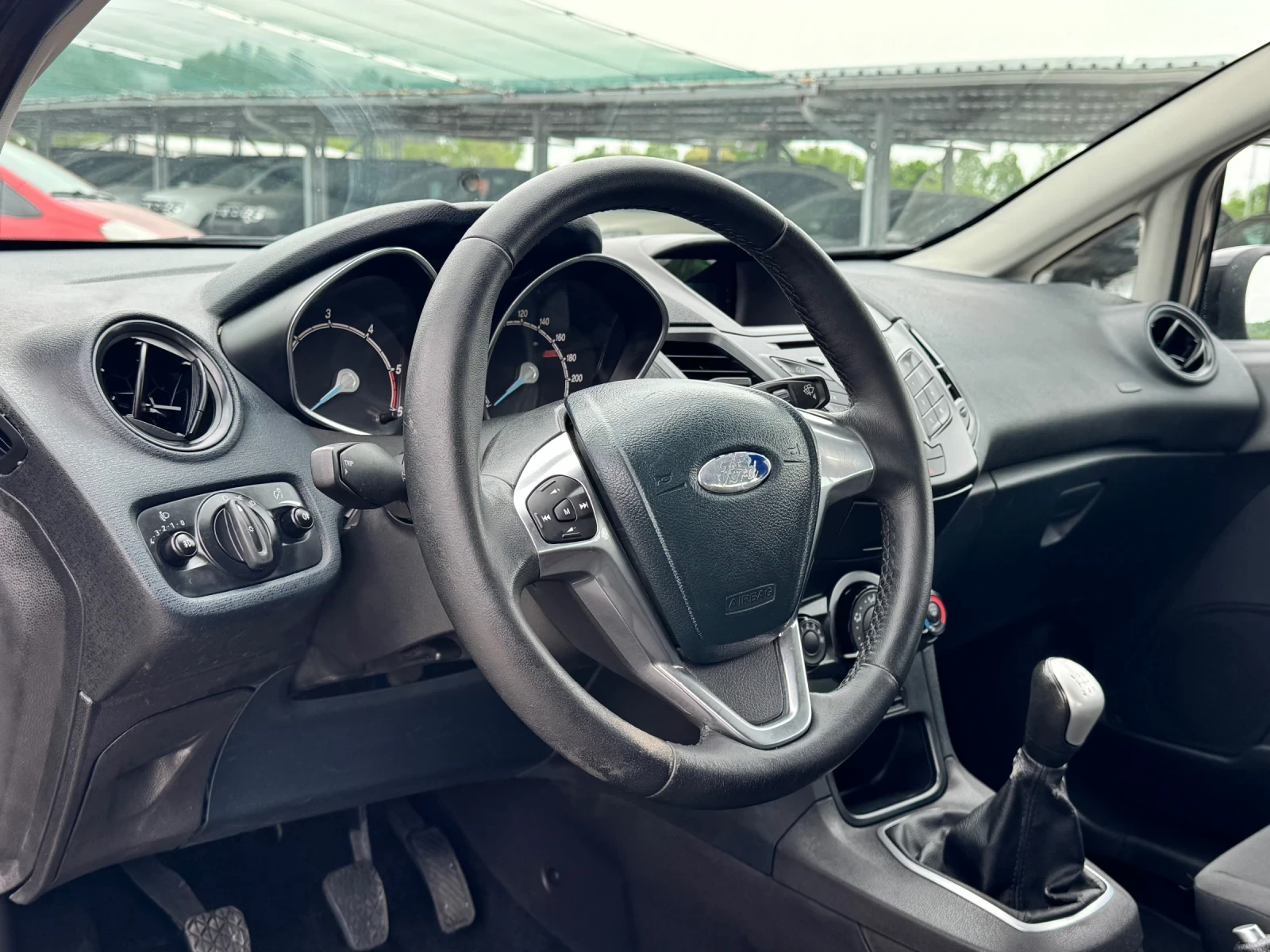 Ford Fiesta 1.5TDCI , снимка 7 - Автомобили и джипове - 54481035