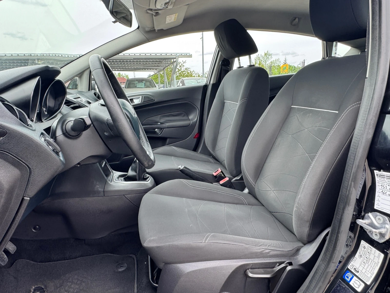 Ford Fiesta 1.5TDCI , снимка 8 - Автомобили и джипове - 54481035
