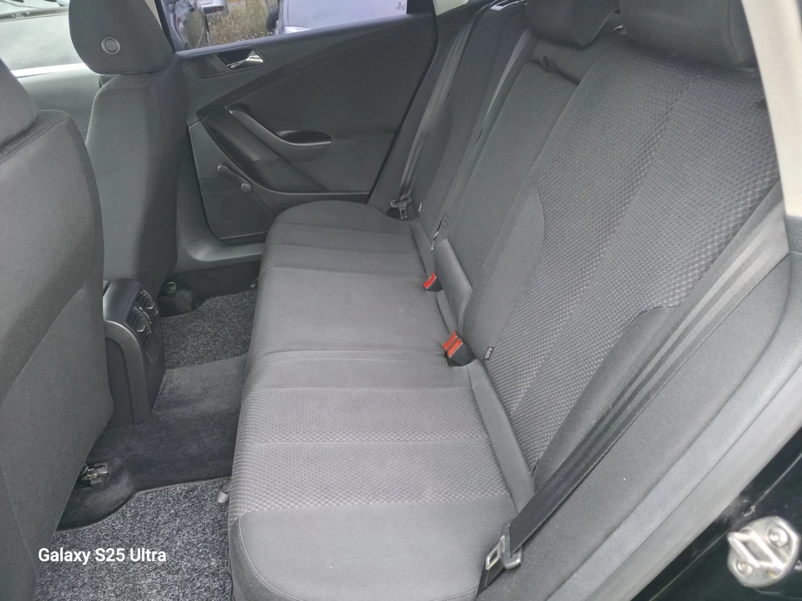 VW Passat 1.9Klimatronik, снимка 13 - Автомобили и джипове - 55169559
