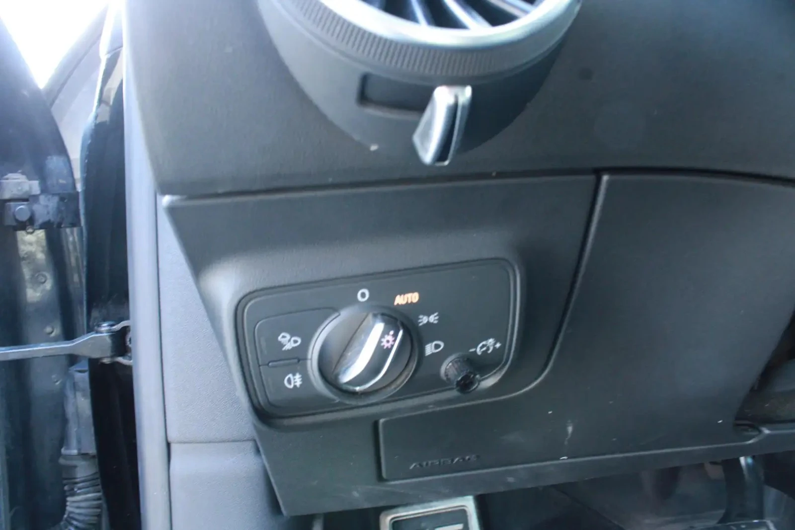 Audi Tt S* Coupe* Quattro* АвтоКредит* (ЦЕНА ДО БГ), снимка 17 - Автомобили и джипове - 55300704