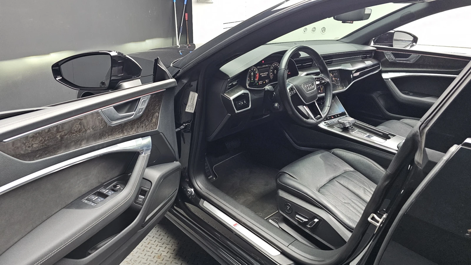 Audi A7 55 TFSI quattro* HUD* BLIND SPOT* ЛЮК* КРАЙНА ЦЕНА, снимка 10 - Автомобили и джипове - 55593513