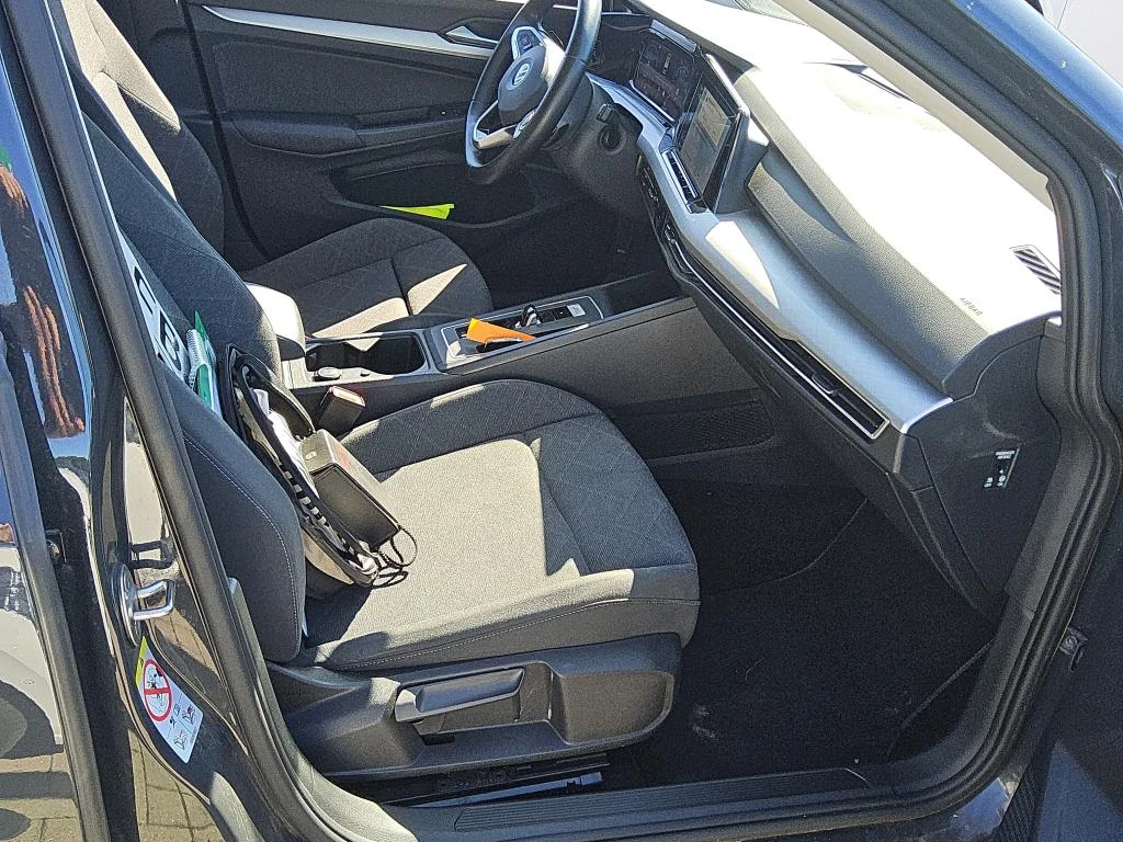 VW Golf Variant 2.0 TDI life LED Navi, снимка 5 - Автомобили и джипове - 56652328