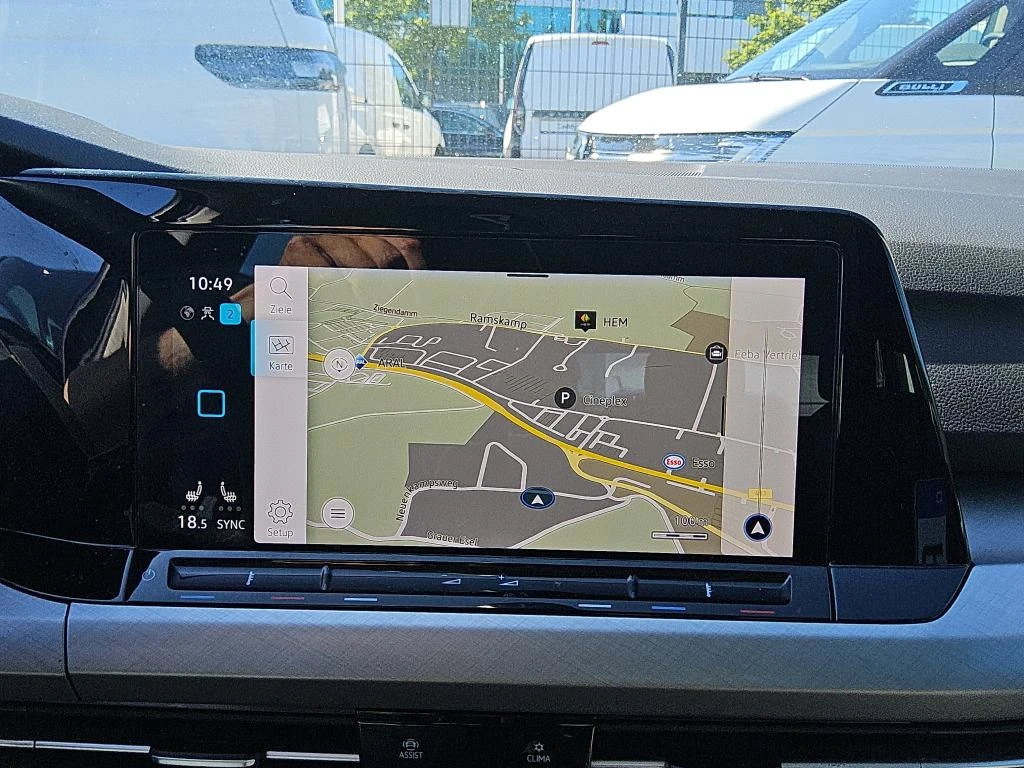 VW Golf Variant 2.0 TDI life LED Navi, снимка 9 - Автомобили и джипове - 56652328