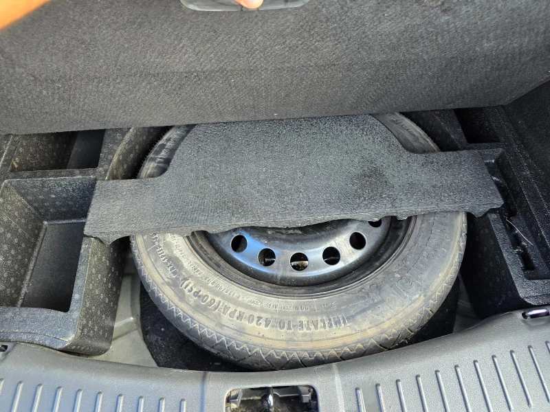 Ford Kuga 2.0TDCI, Titanium, 4x4, Кожа, Keyless!, снимка 14 - Автомобили и джипове - 51281759