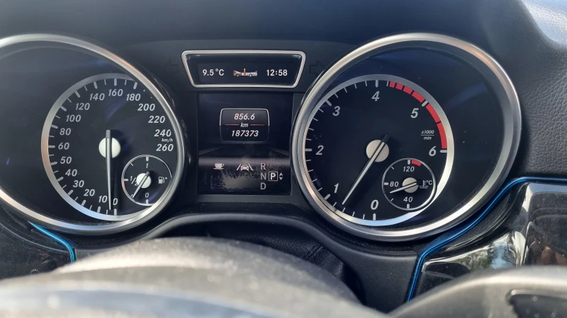 Mercedes-Benz ML 350 Два комплекта джанти с гуми!, снимка 7 - Автомобили и джипове - 52634744