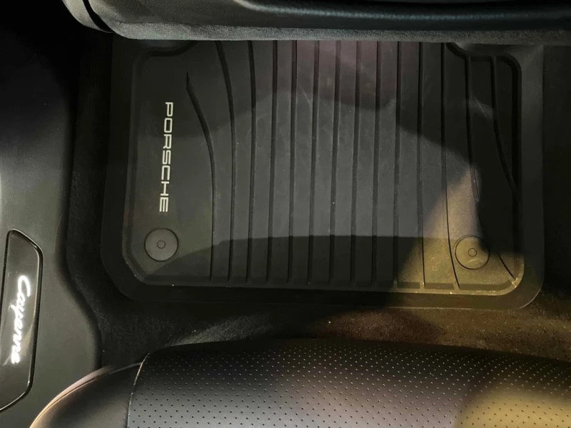 Porsche Cayenne 2020 Turbo AWD* ПРЕДСТАВИТЕЛСТВО НА AUDI*  , снимка 11 - Автомобили и джипове - 52683594