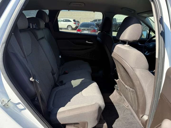 Hyundai Santa fe Preferred AWD CarPlay/Lane Assist/Adaptive Cruise, снимка 15 - Автомобили и джипове - 53589125