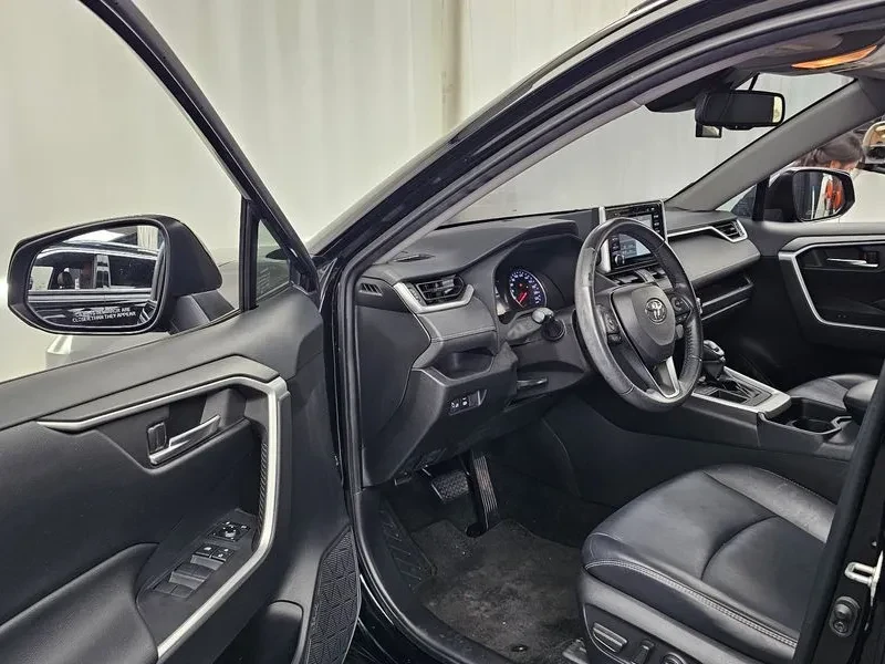 Toyota Rav4 2.5 2Wd, снимка 10 - Автомобили и джипове - 55748624
