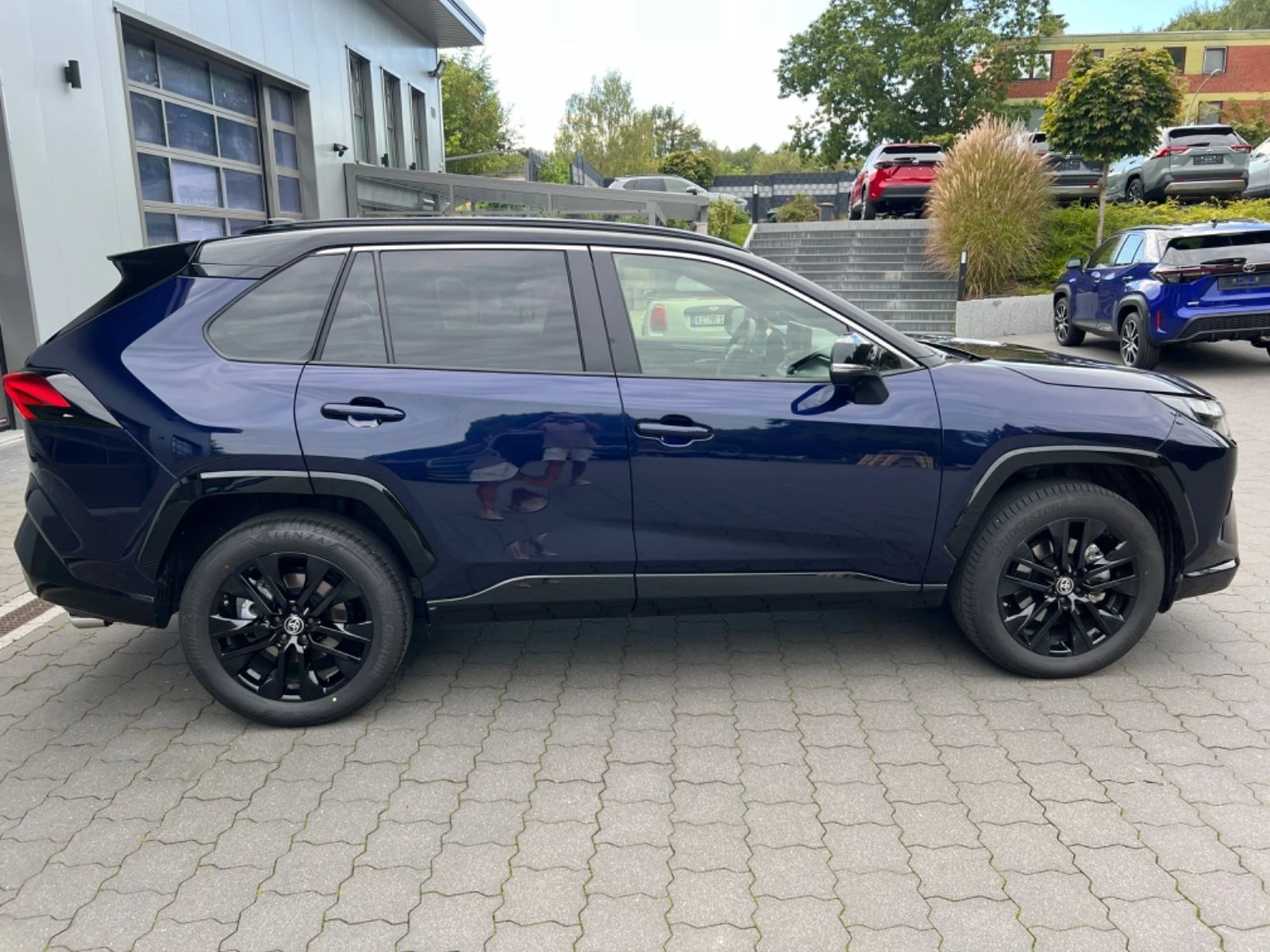 Toyota Rav4 ОЧАКВАН ВНОС! 4x2 STYLE ГАРАНЦИЯ  - изображение 3