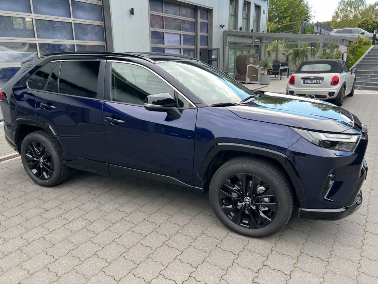 Toyota Rav4 ОЧАКВАН ВНОС! 4x2 STYLE ГАРАНЦИЯ  - изображение 2