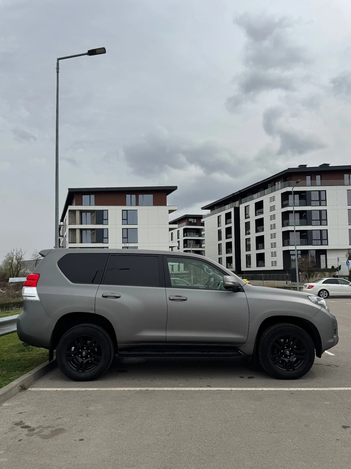 Toyota Land cruiser  - изображение 4