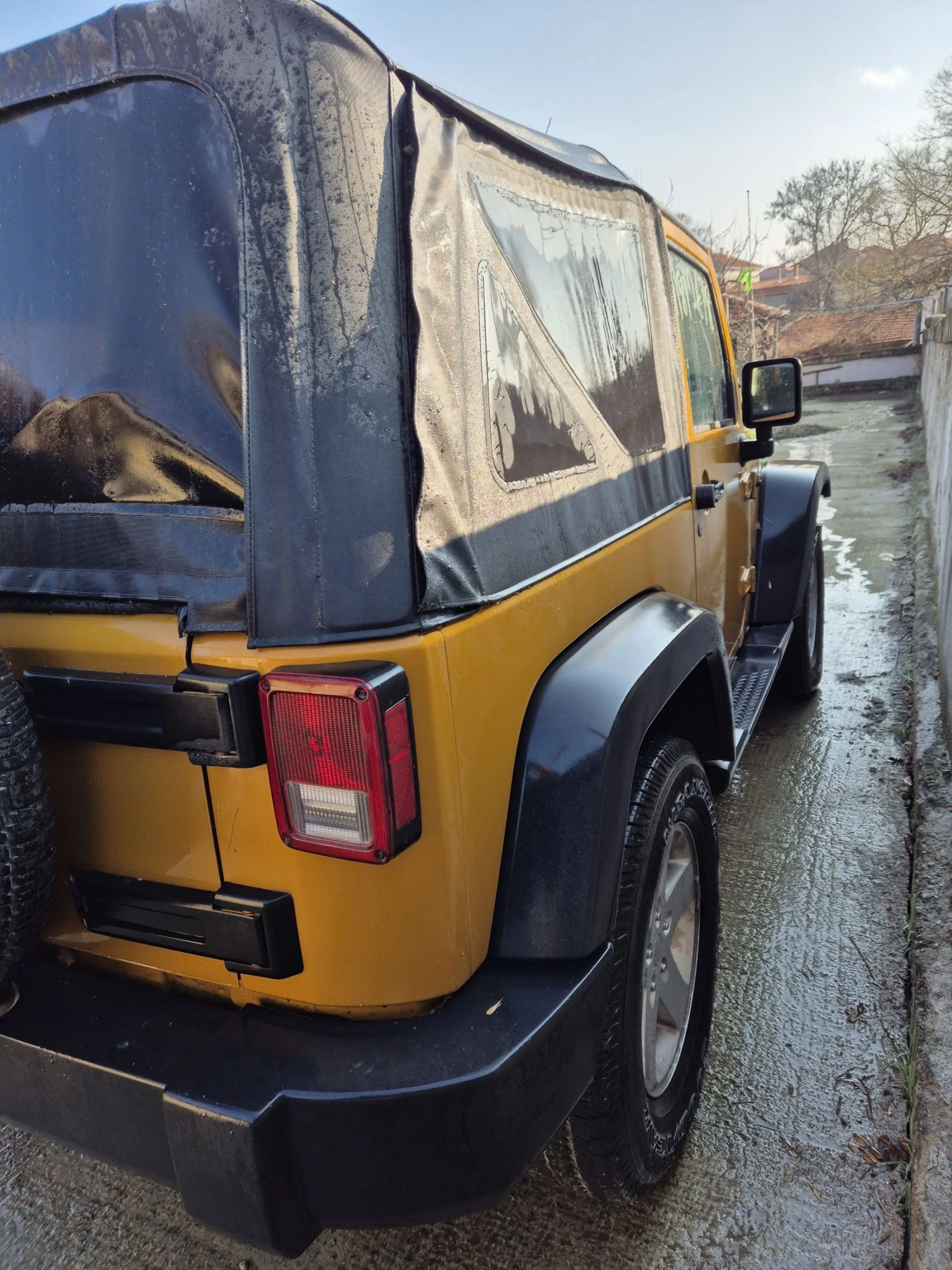 Jeep Wrangler JK/2-врати/6-скорости - изображение 3