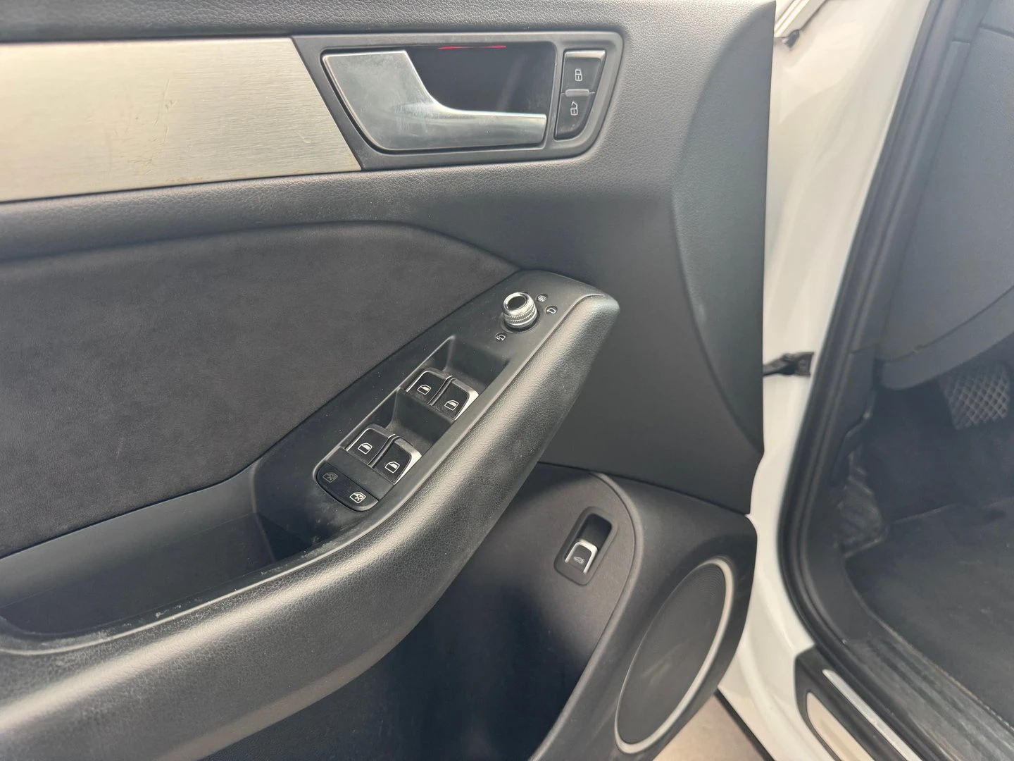 Audi Q5 3.0 TDI clean diesel quattro - изображение 7