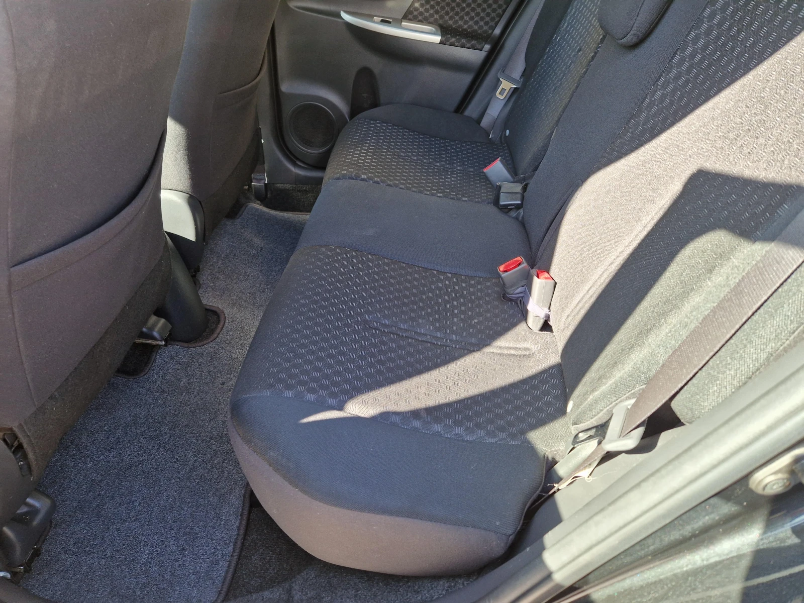 Toyota Urban Cruiser, снимка 6 - Автомобили и джипове - 53864019