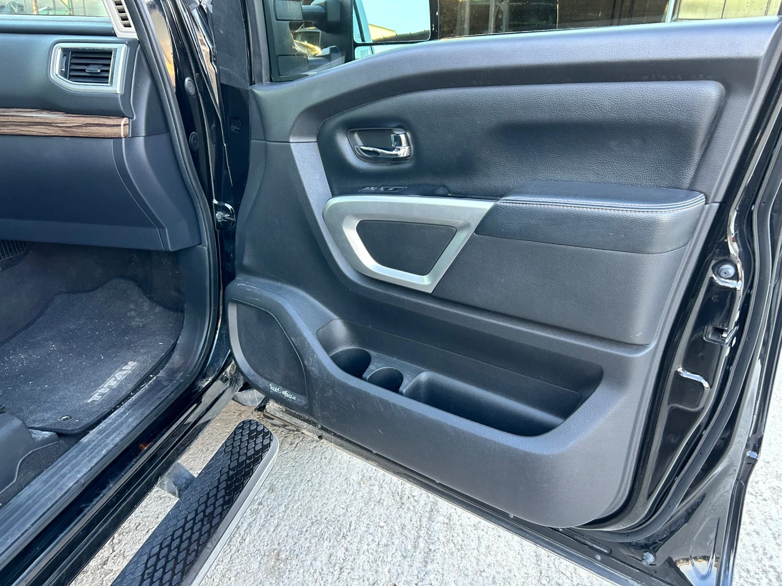 Nissan Titan crew cab | Mobile.bg � ����������� 14