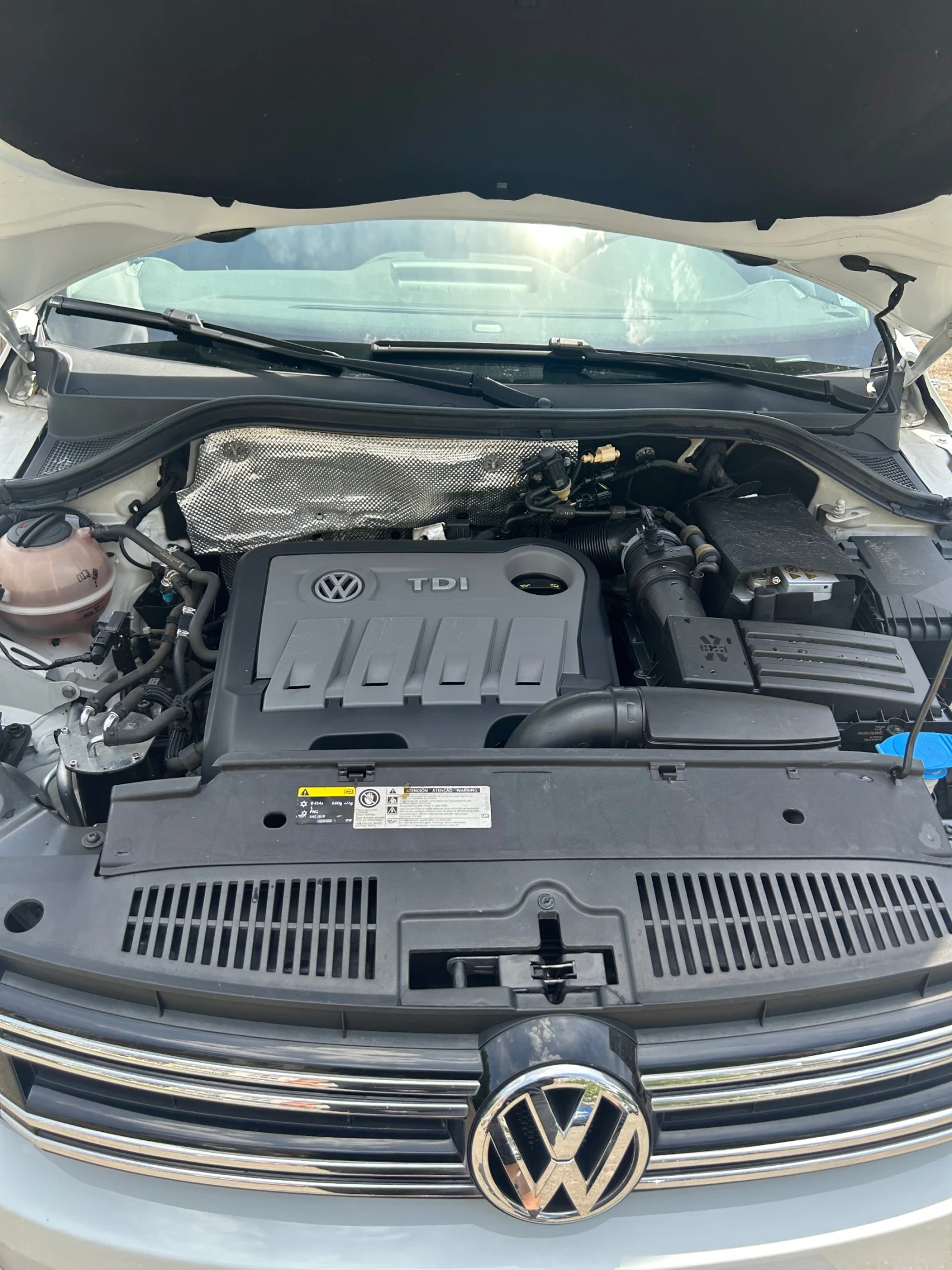 VW Tiguan, снимка 4 - Автомобили и джипове - 54903590
