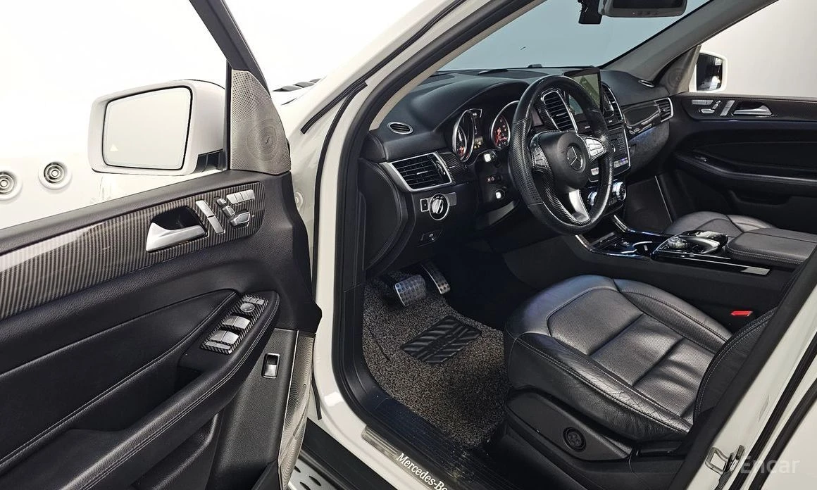 Mercedes-Benz GLE 350, снимка 10 - Автомобили и джипове - 55398687