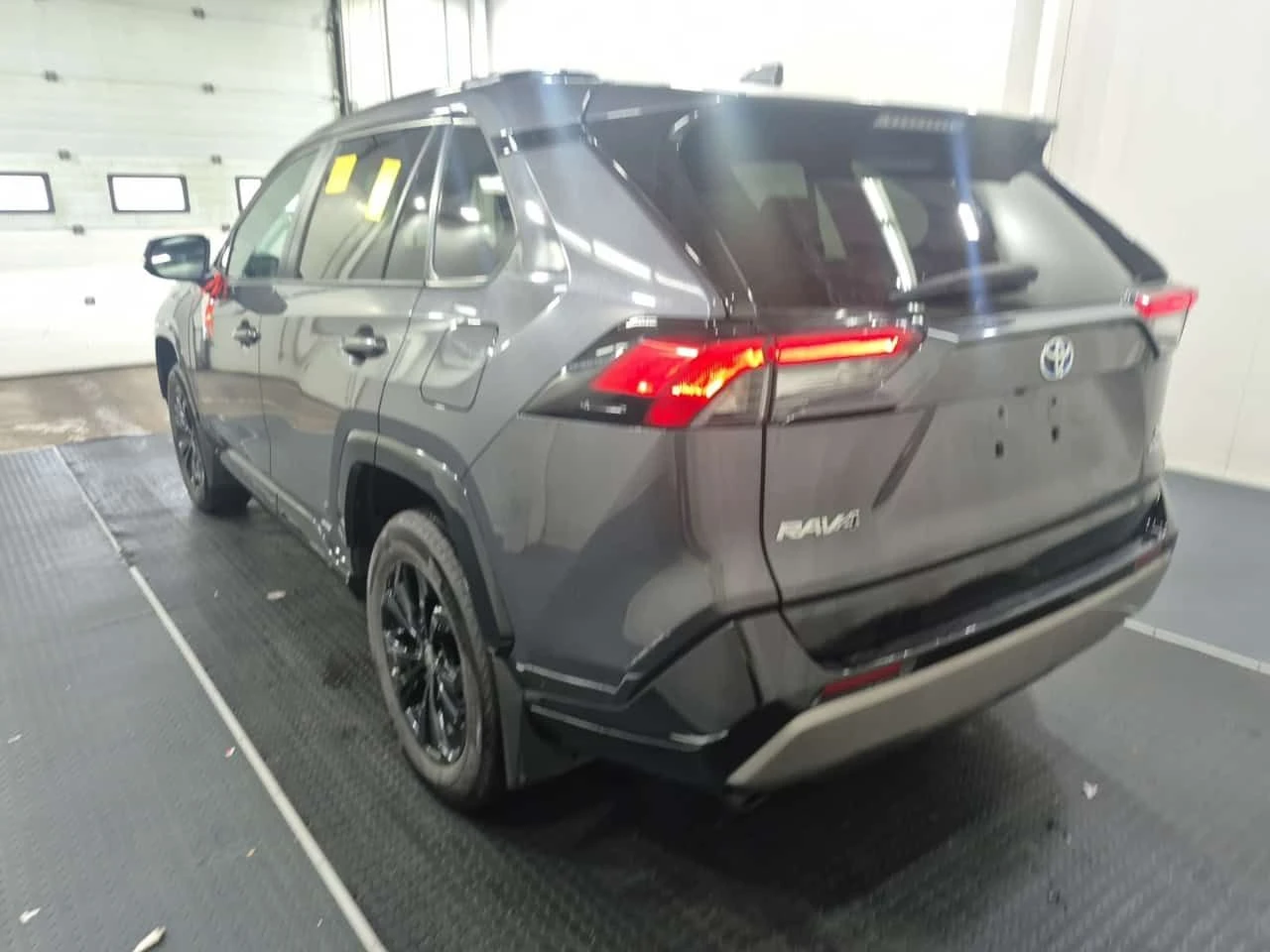 Toyota Rav4 HYBRID SE| МЪРТВА ТОЧКА| PANO| 2 КЛЮЧА| , снимка 5 - Автомобили и джипове - 55543512