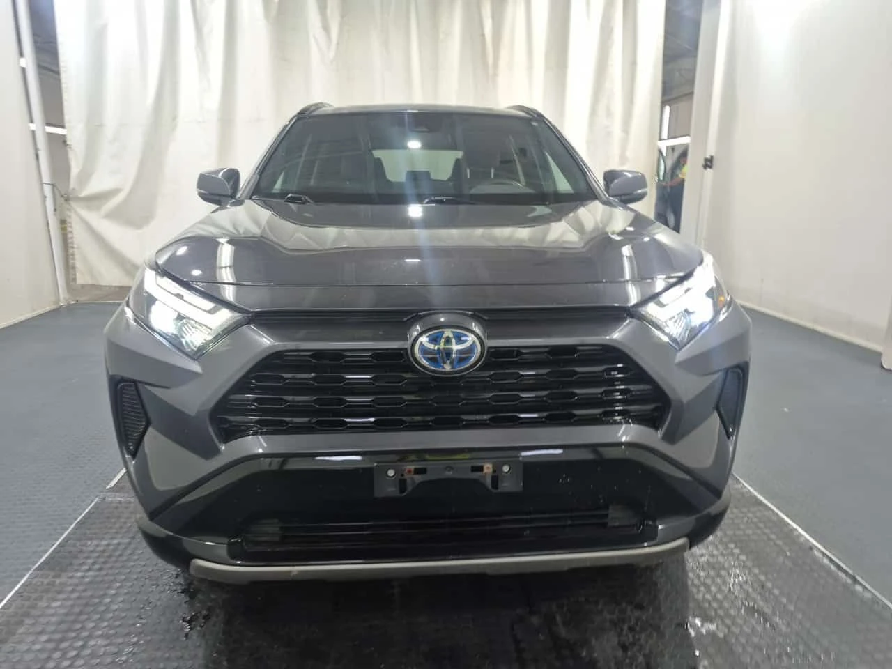 Toyota Rav4 HYBRID SE| МЪРТВА ТОЧКА| PANO| 2 КЛЮЧА| , снимка 3 - Автомобили и джипове - 55543512