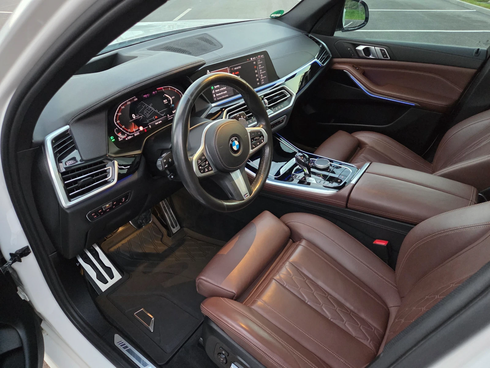 BMW X5 3.0d M xDrive, Head-Up Display, Panorama, Keyless,, снимка 8 - Автомобили и джипове - 55593231