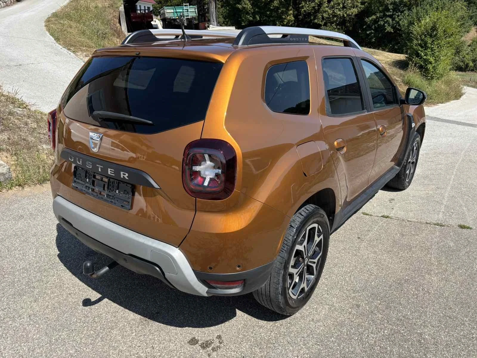 Dacia Duster, снимка 3 - Автомобили и джипове - 55606307