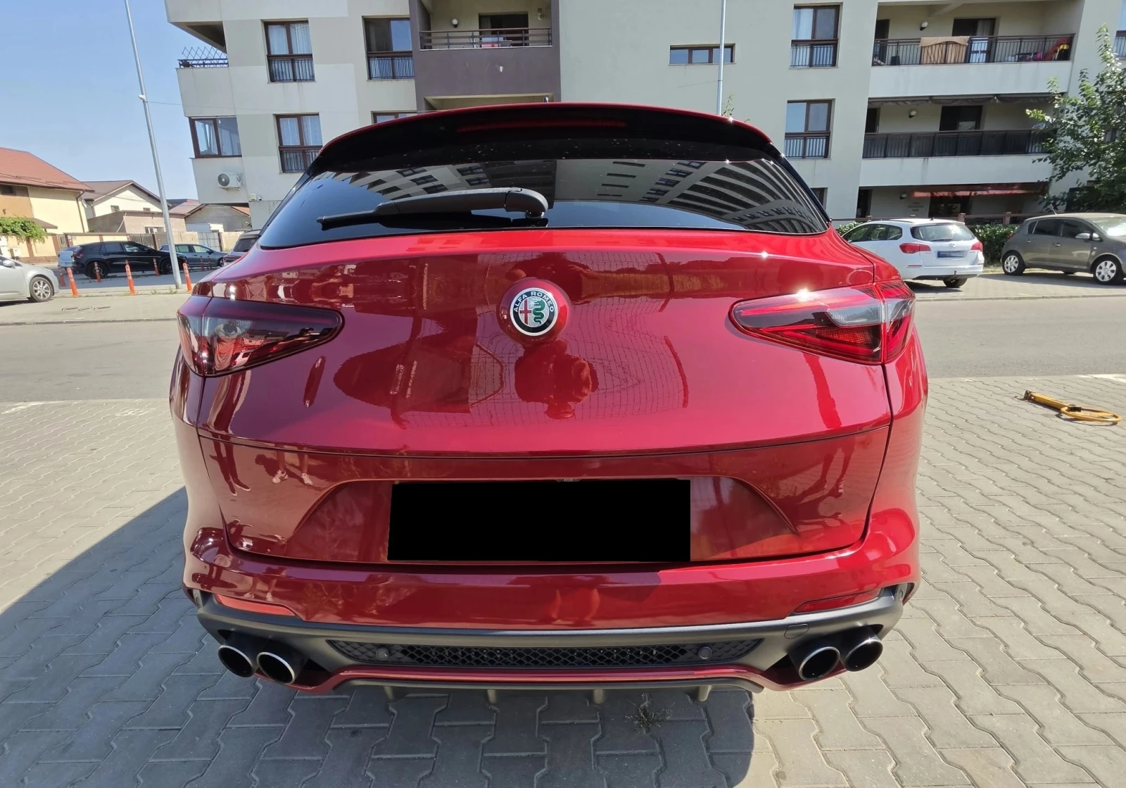 Alfa Romeo Stelvio 2.9 V6 Turbo AWD Quadrifoglio, снимка 2 - Автомобили и джипове - 55652794