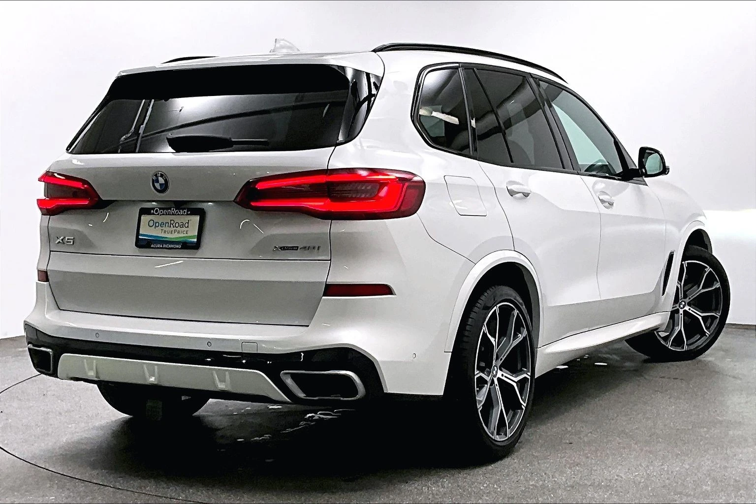 BMW X5 M-PK* LASER* 8ZF* HUD* PANO* HARMAN* КРАЙНА ЦЕНА, снимка 4 - Автомобили и джипове - 56099884