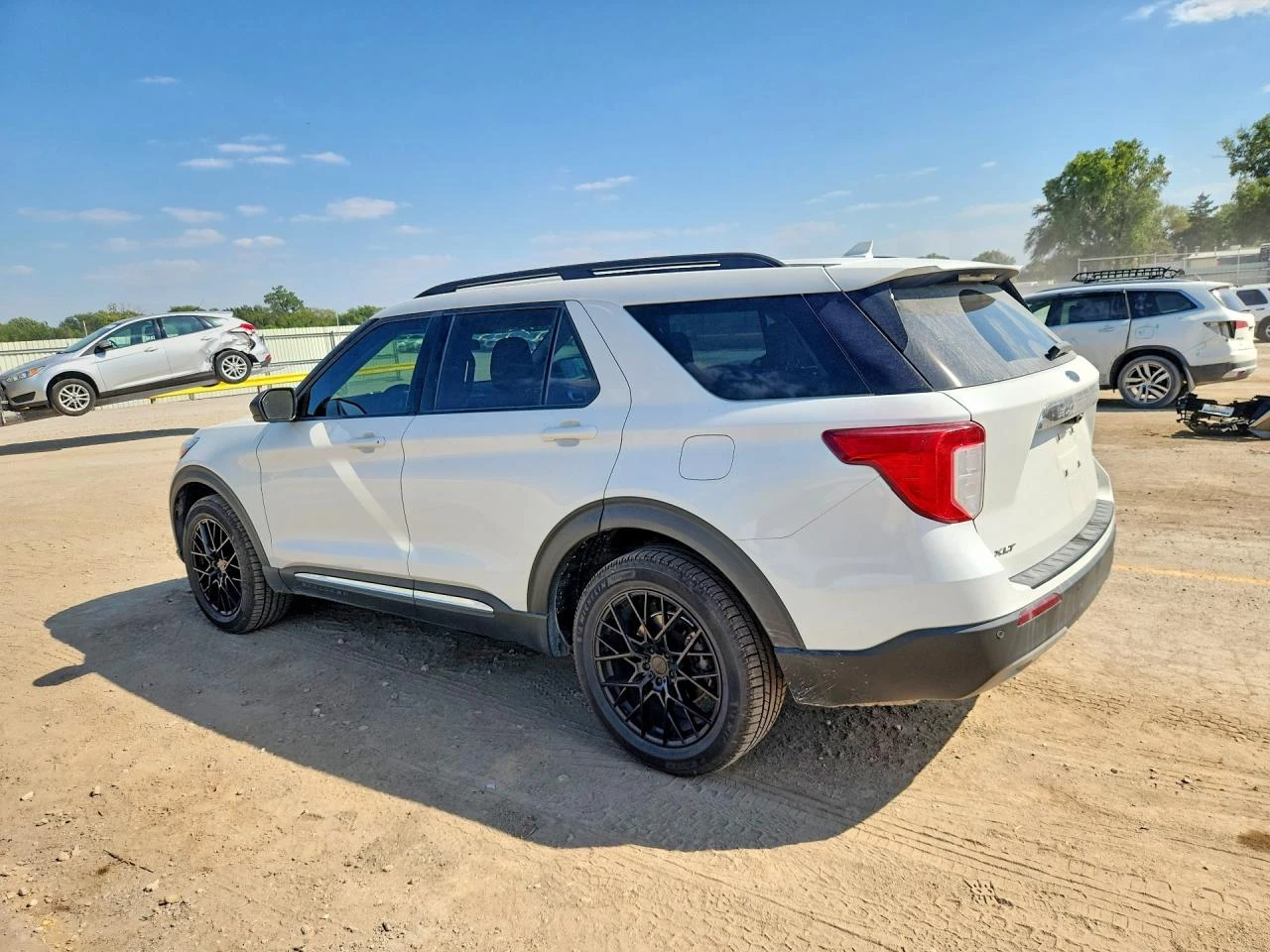 Ford Explorer 2.3l Xlt, снимка 2 - Автомобили и джипове - 56225709