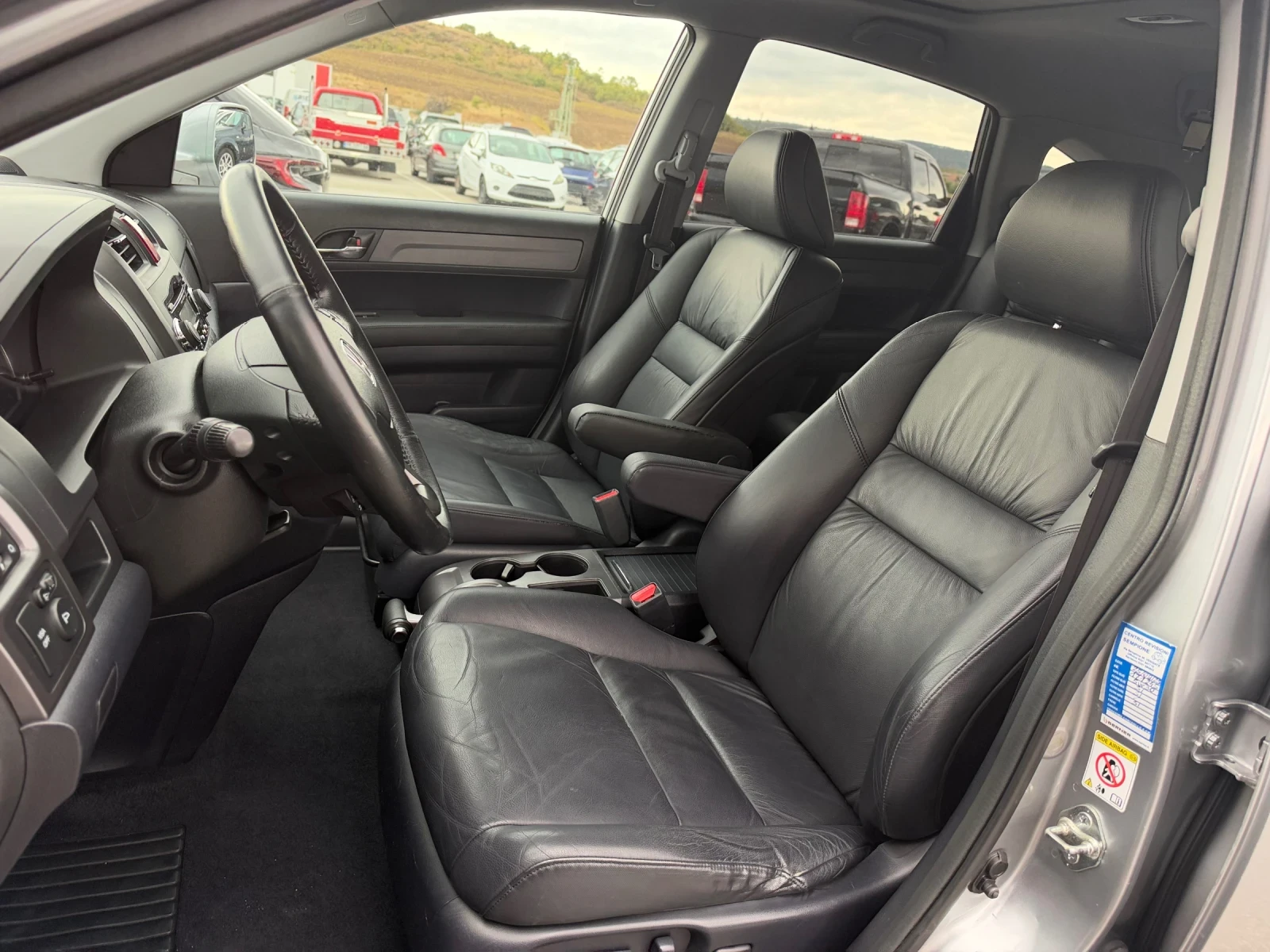 Honda Cr-v 2.0 V-TEC /4x4/Aвтомат, снимка 6 - Автомобили и джипове - 56238317