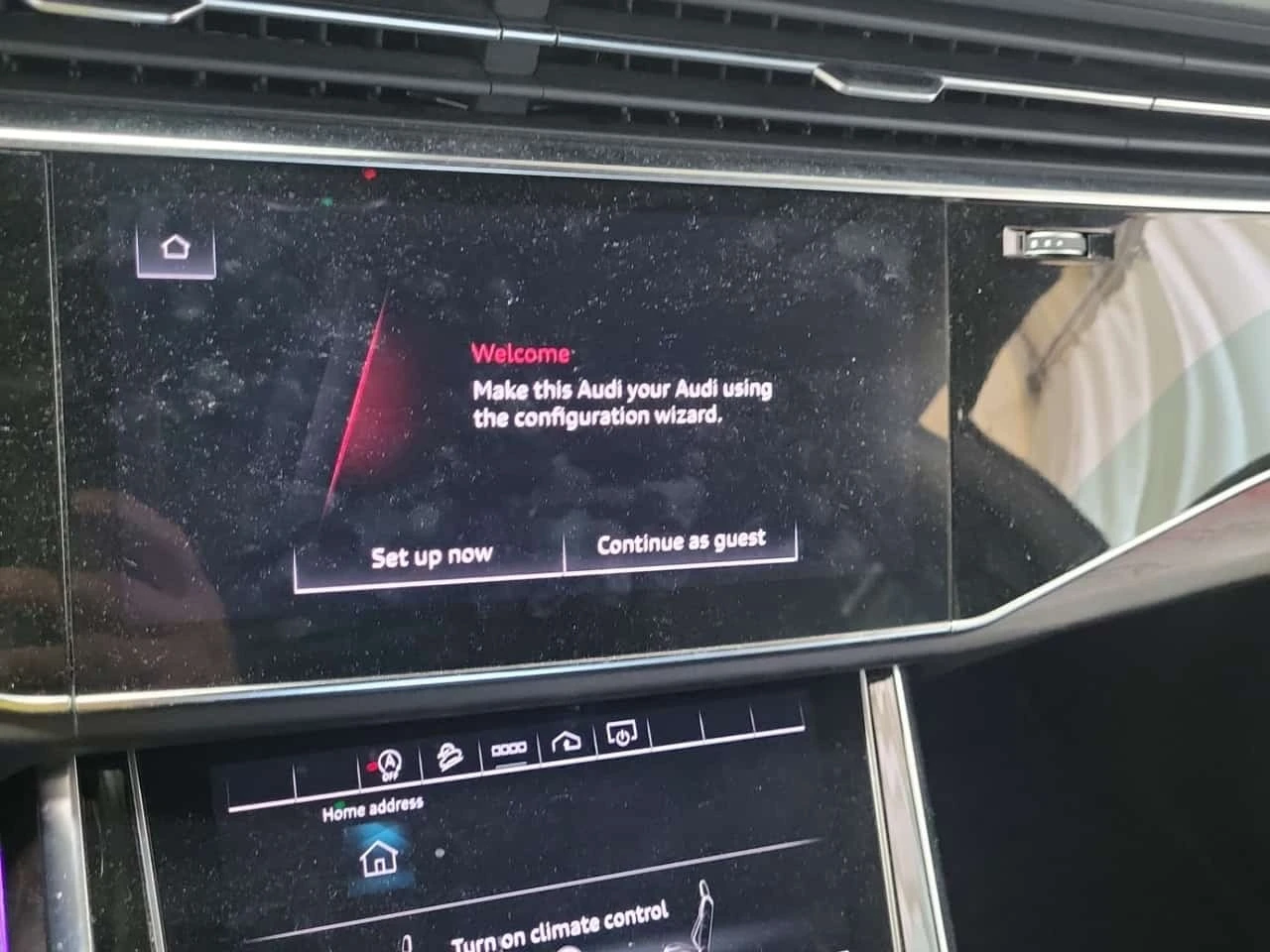 Audi Q8 * PROGRESSIV * CARFAX * , снимка 12 - Автомобили и джипове - 56623323