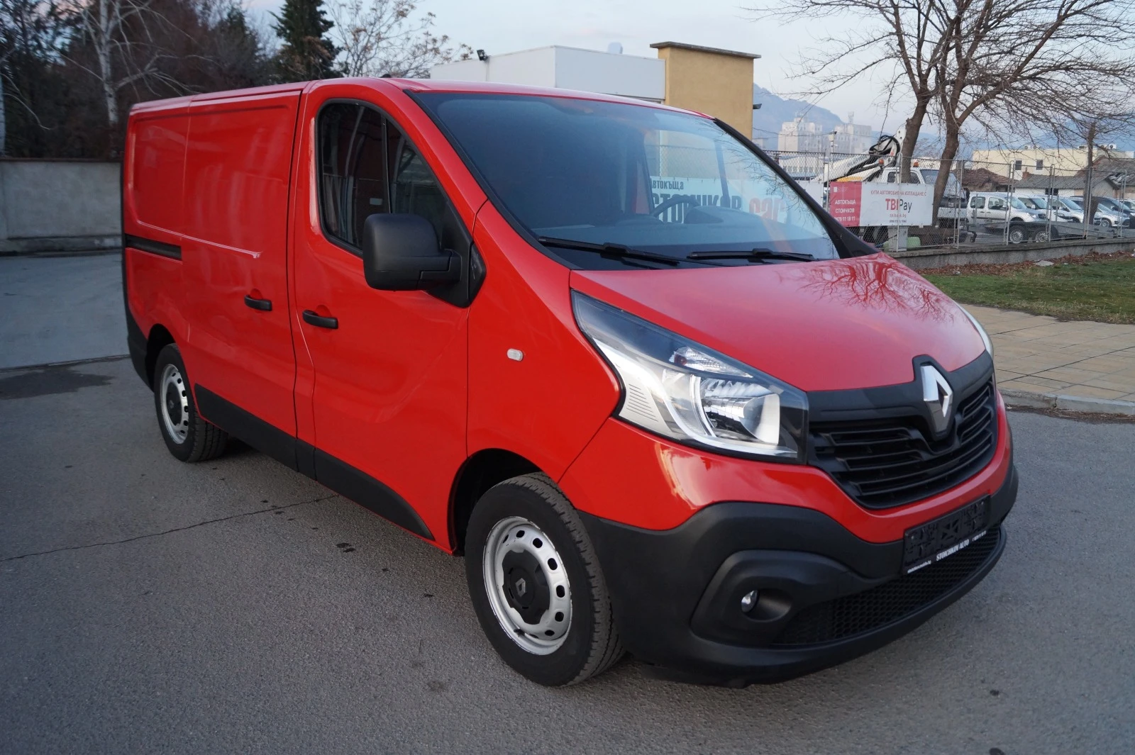Renault Trafic 1.6d 120к.с., снимка 1