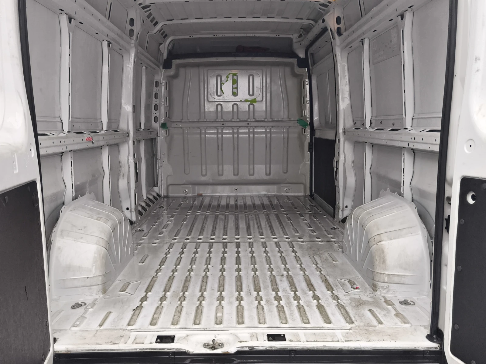 Citroen Jumper FT 35 L3H2 2.2 BlueHDI 140 BVM6 S&S E6.4//2211103 | Mobile.bg � ����������� 13