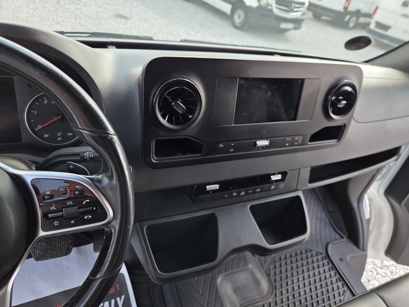 Mercedes-Benz Sprinter 317 CDI, Автомат, Макси, Нави, Клима / Лизинг, снимка 12 - Бусове и автобуси - 54801691