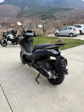 Piaggio Beverly 2021 350, снимка 6