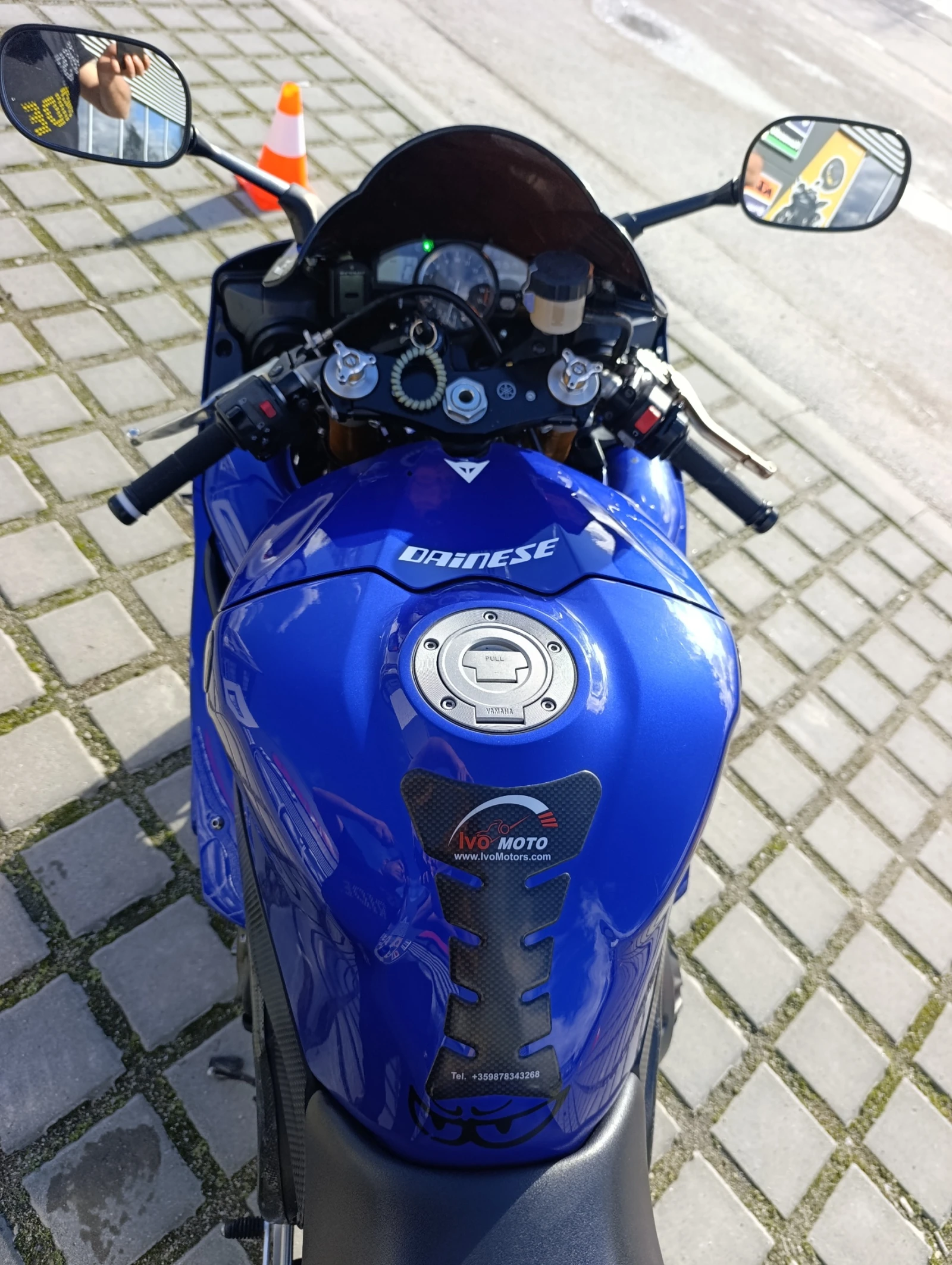 Yamaha YZF-R1  - изображение 6