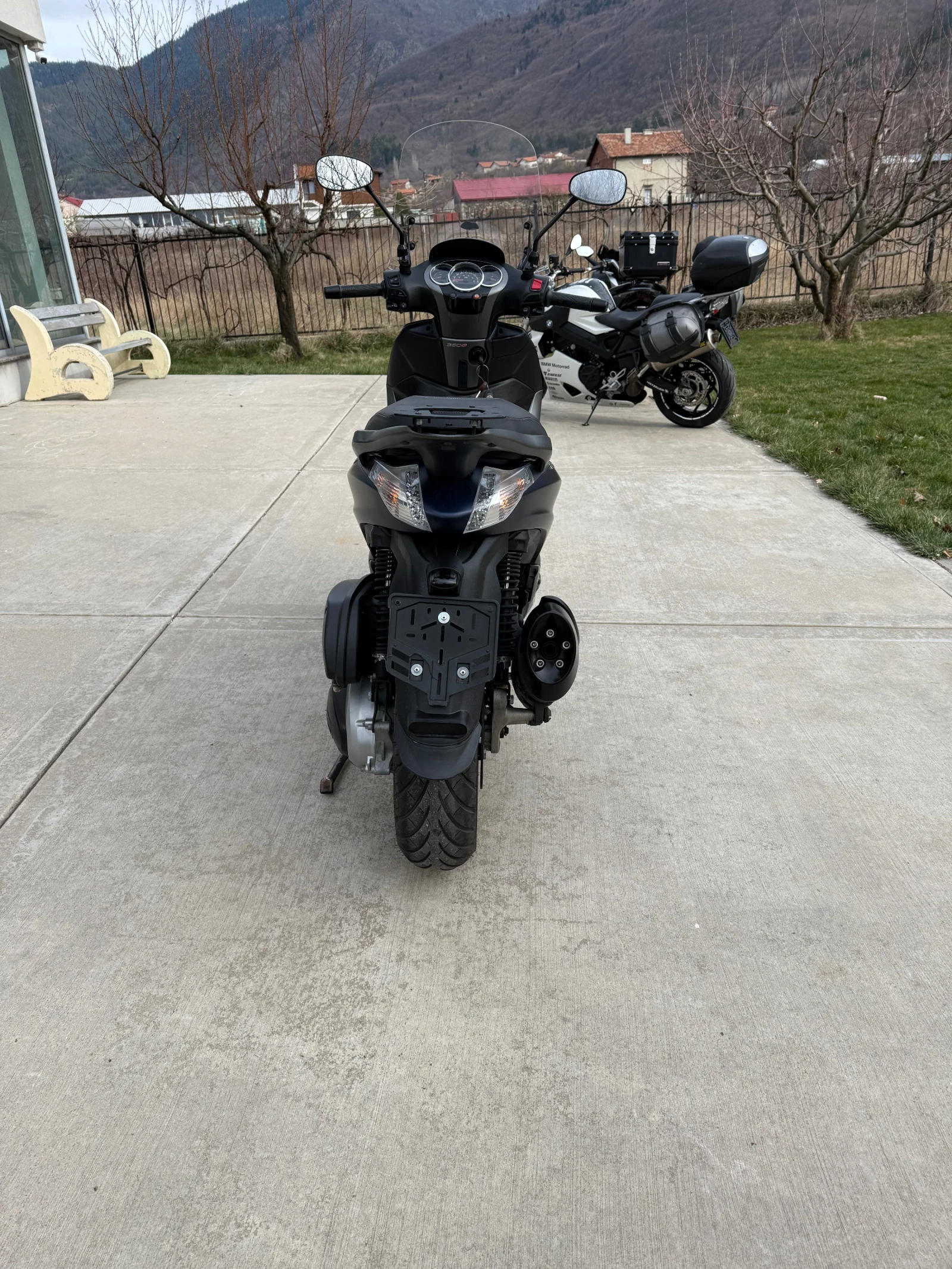 Piaggio Beverly 2021 350, снимка 7 - Мотоциклети и мототехника - 53915749