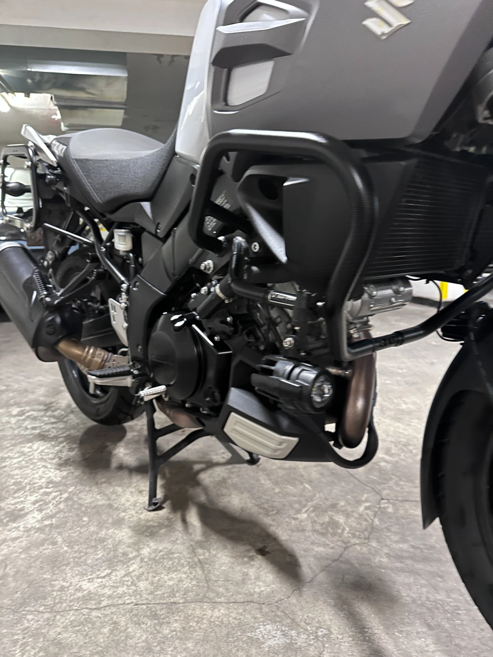 Suzuki V-strom 1000, снимка 8 - Мотоциклети и мототехника - 55092972