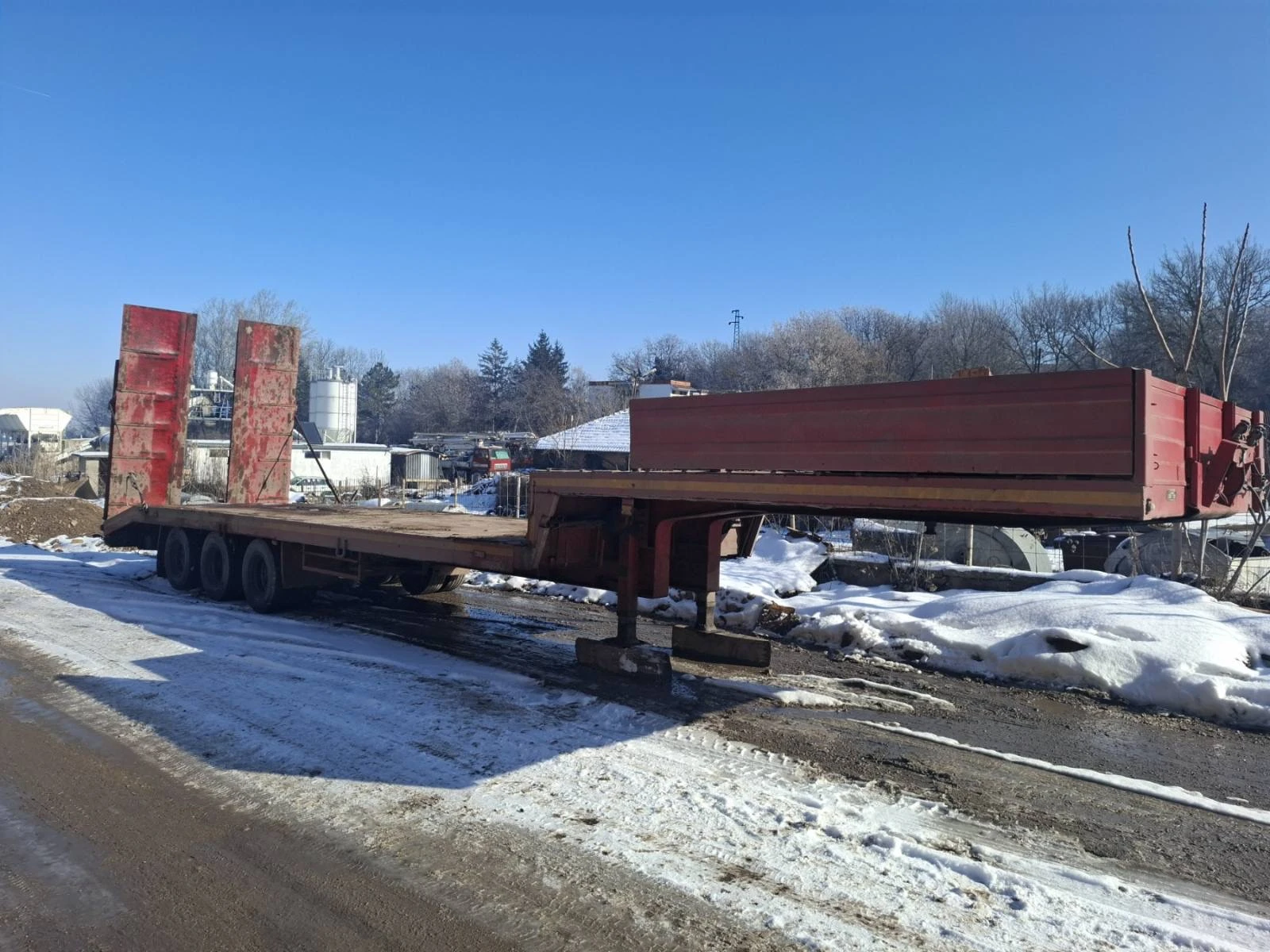 ����������� MAX Trailer ������ | Mobile.bg � ����������� 3