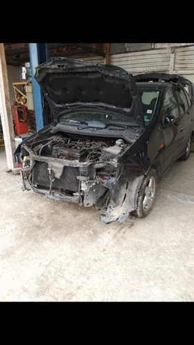 Nissan Almera tino | Mobile.bg    10