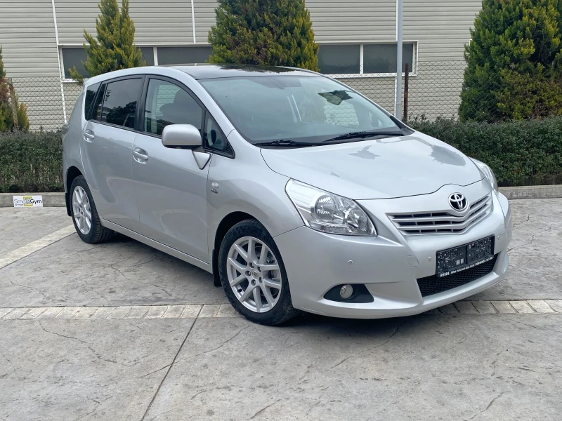 Toyota Verso Автоматик Панорама (6+ 1), снимка 1 - Автомобили и джипове - 48153022