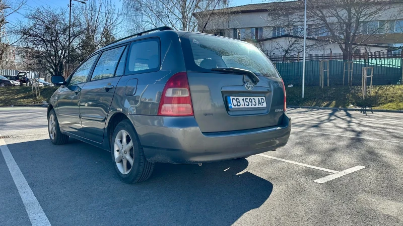 Toyota Corolla 1.6 VVT-i Газова уредба, снимка 5 - Автомобили и джипове - 49389247