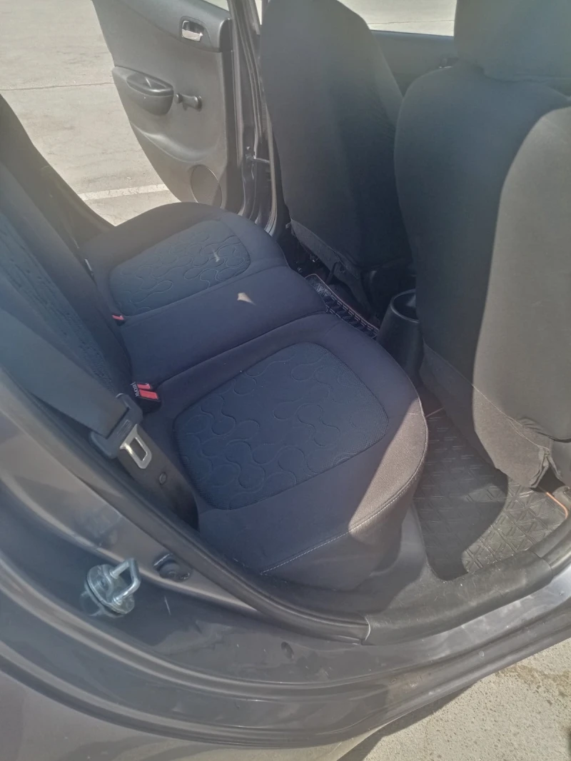 Hyundai I20, снимка 6 - Автомобили и джипове - 52451991